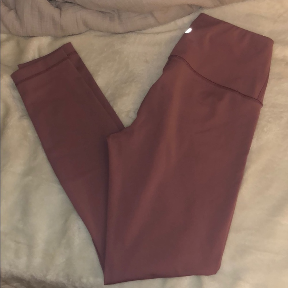 Athletic leggings